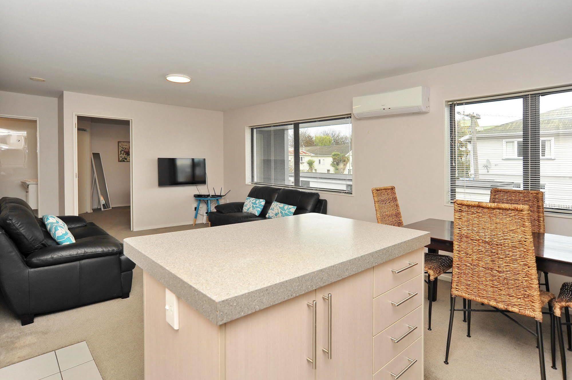 Carlton Villa 2 - Christchurch Holiday Homes מראה חיצוני תמונה